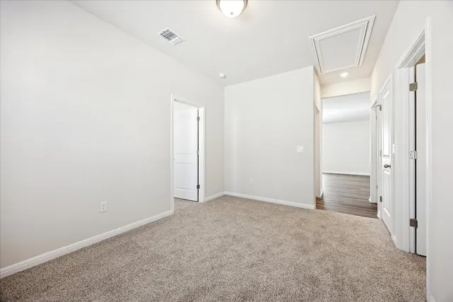 $2,300 | 5000 Hazelnut Lane, Del Valle, TX 78617