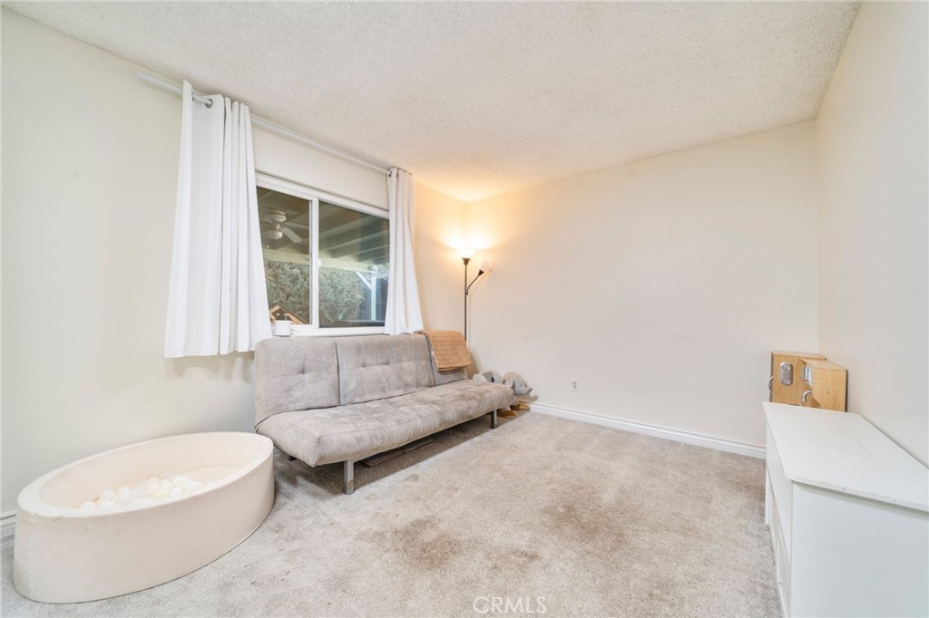 3282 Gallion Circle Riverside, CA 92503 - Photo 17 of 38 Bedroom 1