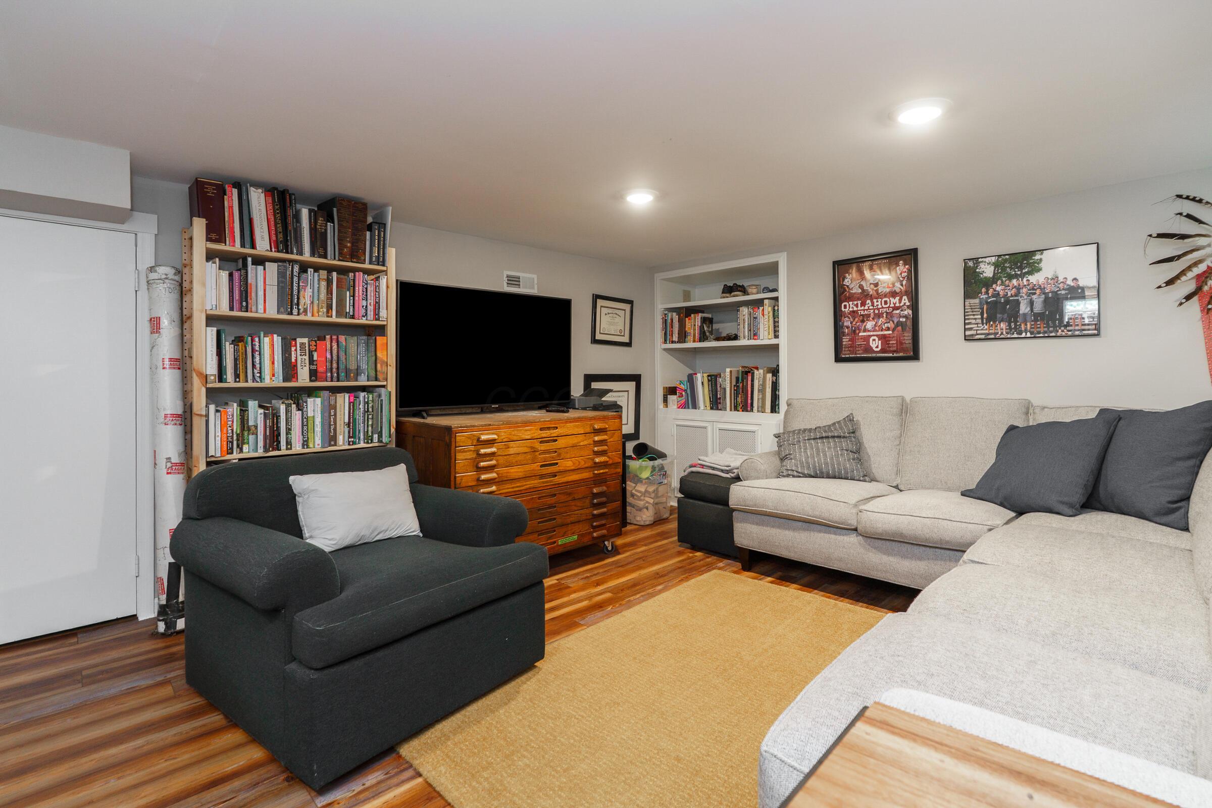 357 Fallis Road Columbus, OH 43214 - Photo 28 of 39 Recreation Room