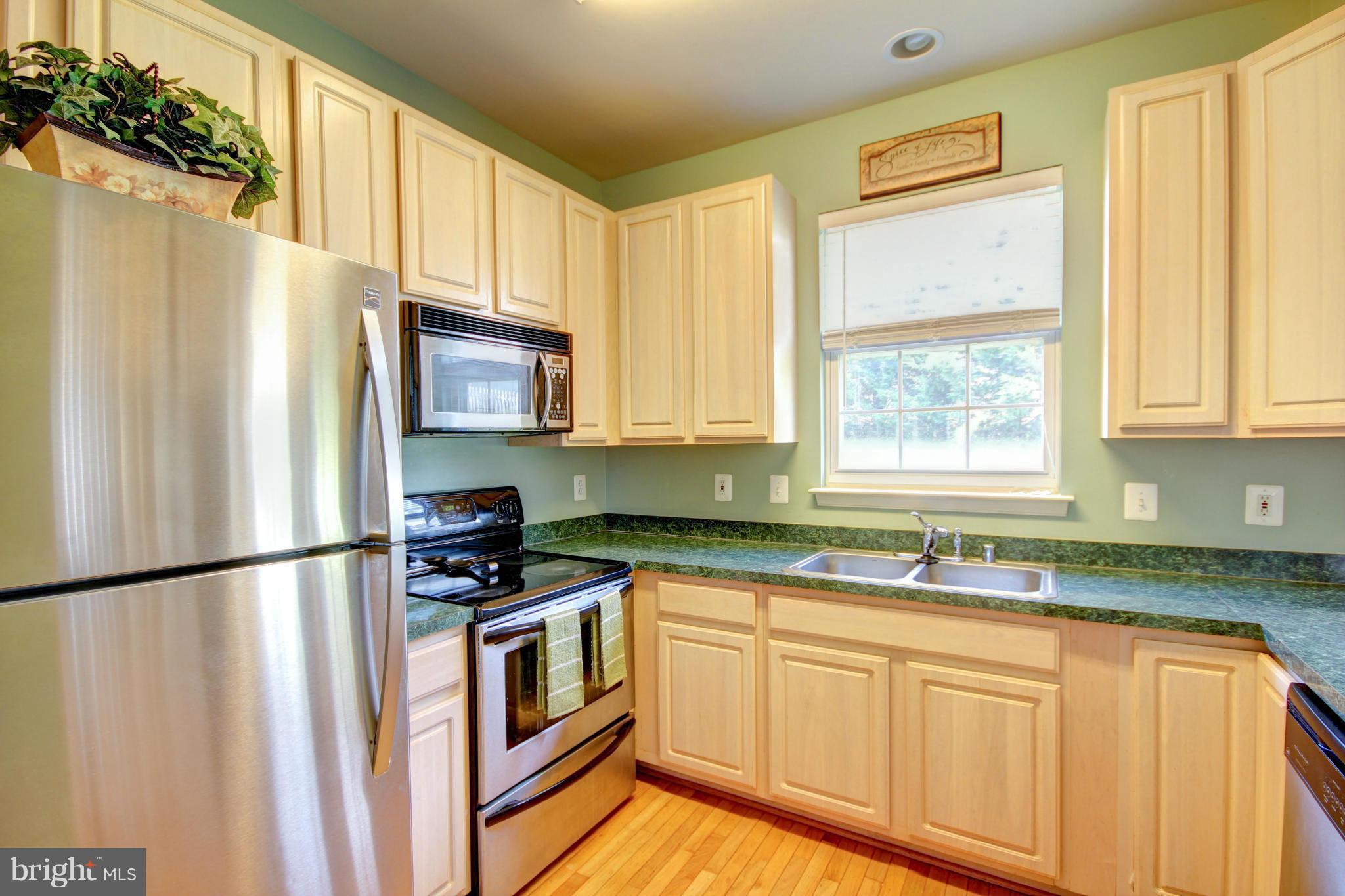 209 Byfield Road Westminster, MD 21157 - Photo 2 of 30 Stainless!