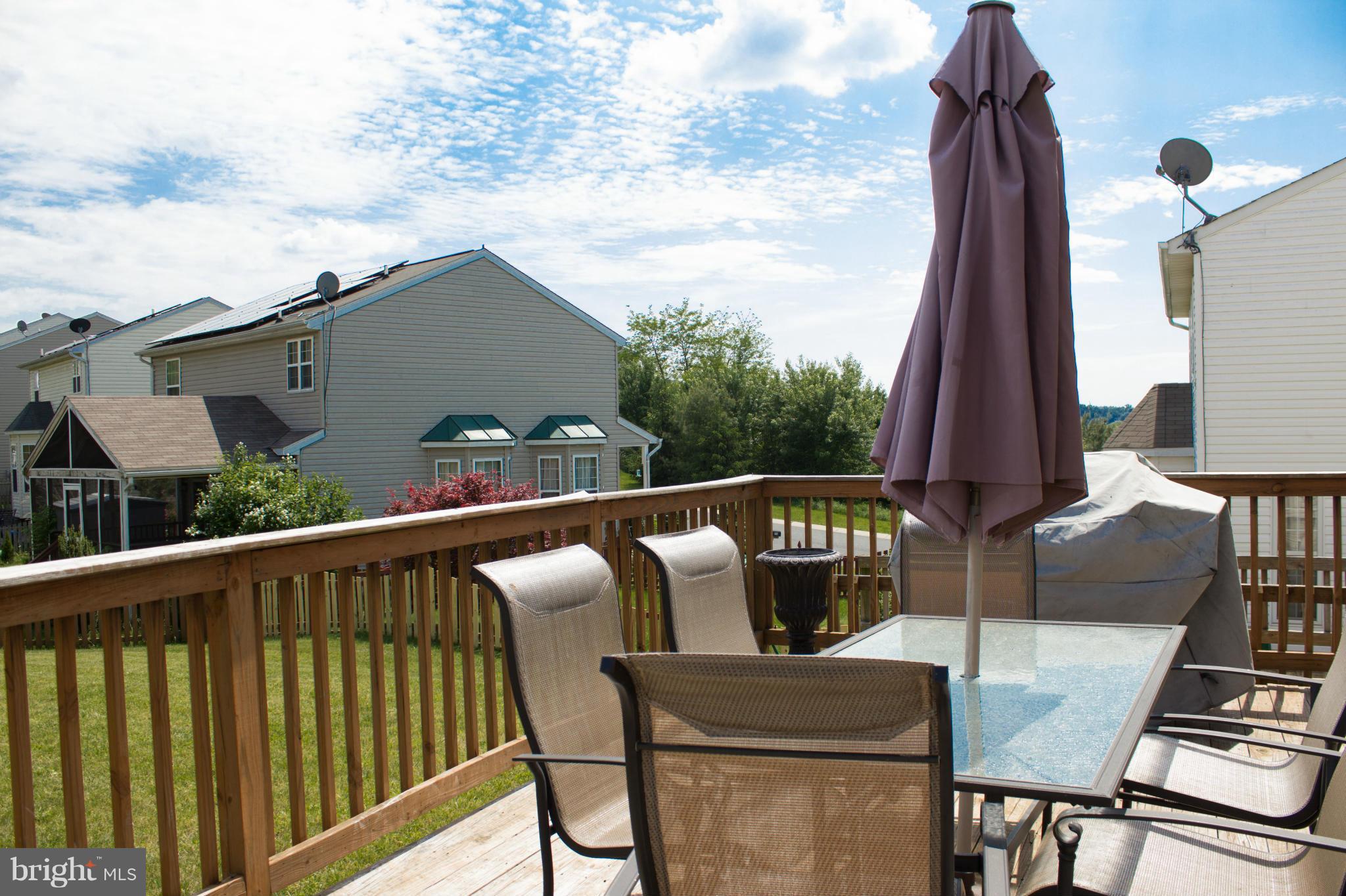 209 Byfield Road Westminster, MD 21157 - Photo 27 of 30 Deck