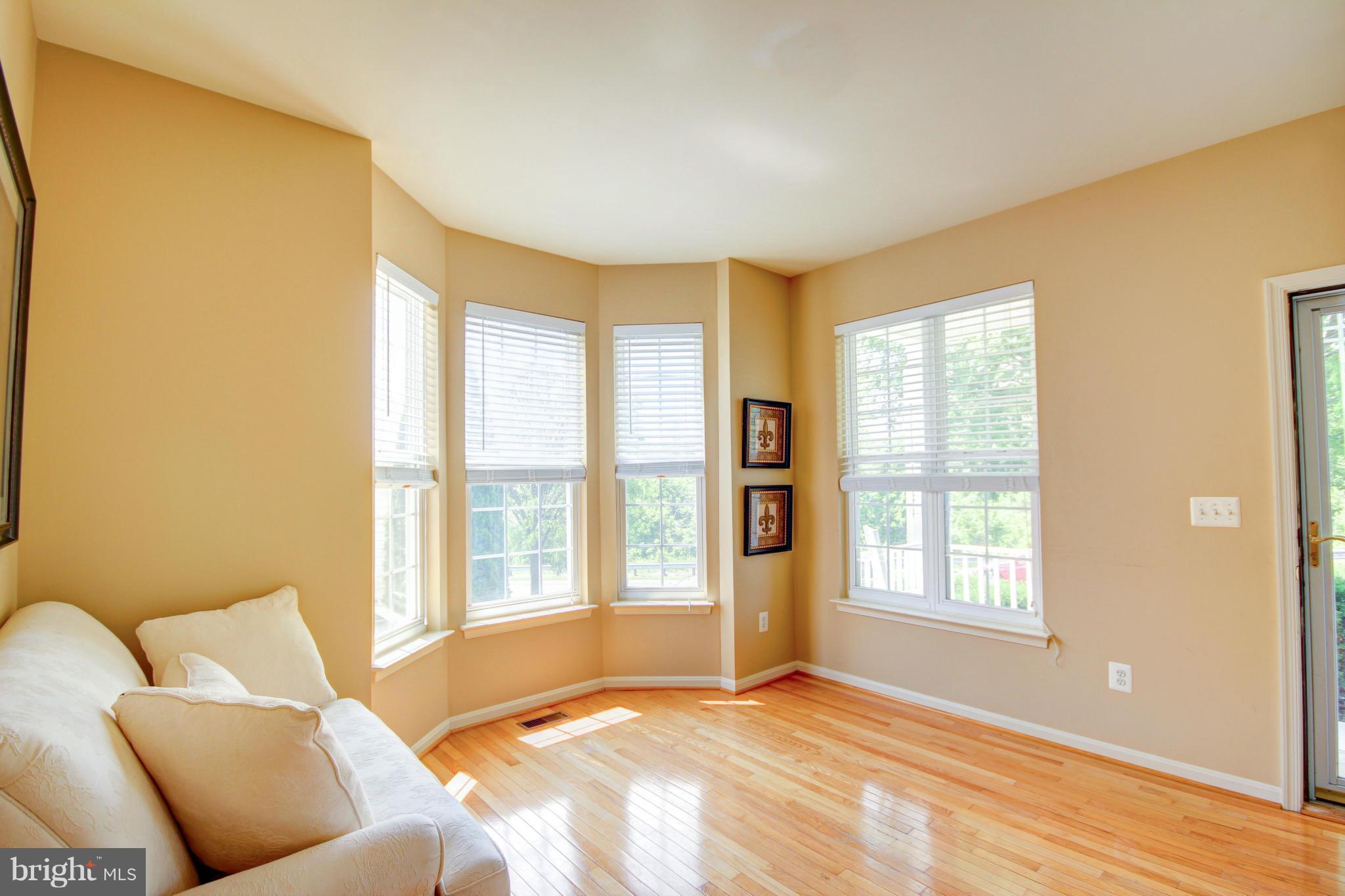 209 Byfield Road Westminster, MD 21157 - Photo 6 of 30 Hardwoods