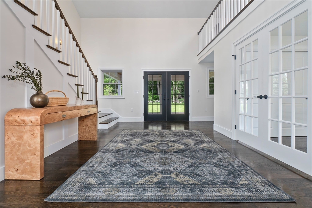 6 Robandy Road Andover, MA 01810 - Photo 4 of 42 Gallery Image 4