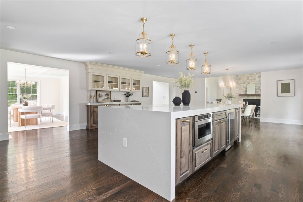 6 Robandy Road Andover, MA 01810 - Photo 8 of 42 Gallery Image 8