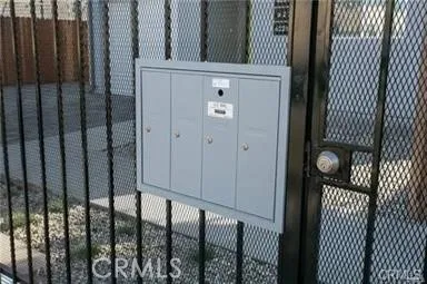 $3,750 | 622 West 85th Street, Unit 1/2, Los Angeles, CA 90044