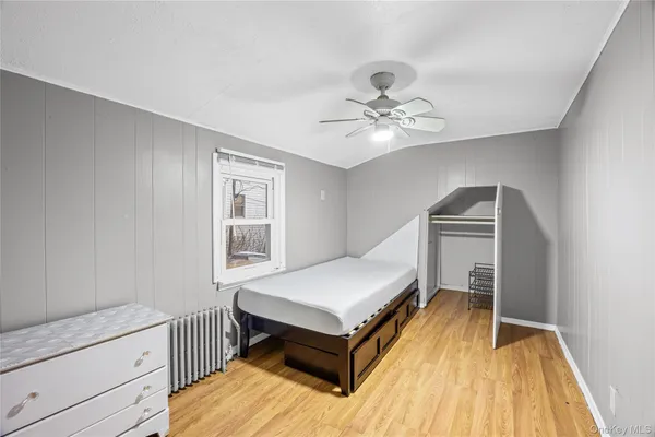 $445,000 | 136 North Delaware Avenue, Lindenhurst, NY 11757