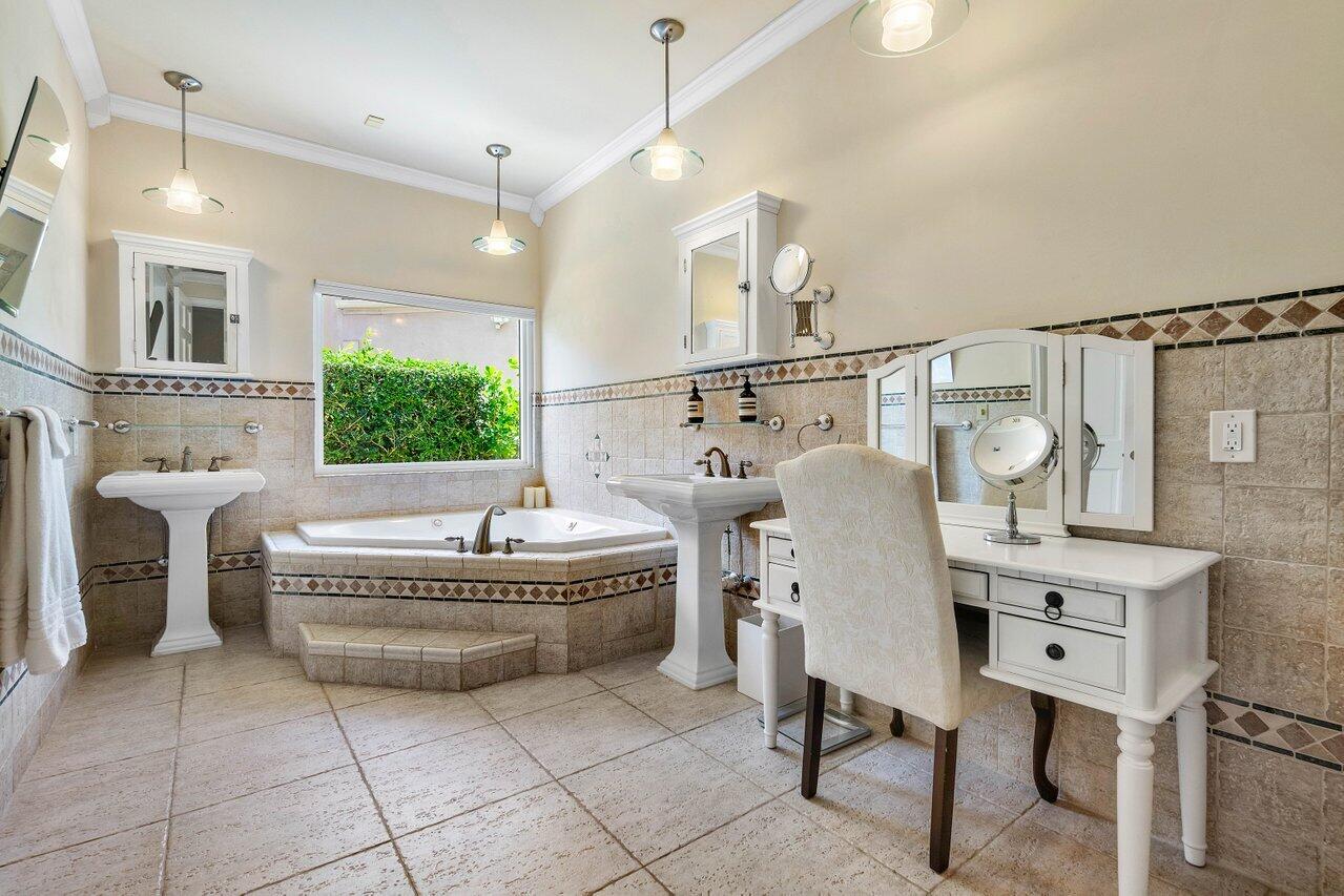 7939 Mandarin Drive Boca Raton, FL 33433 - Photo 25 of 51 Master bathroom