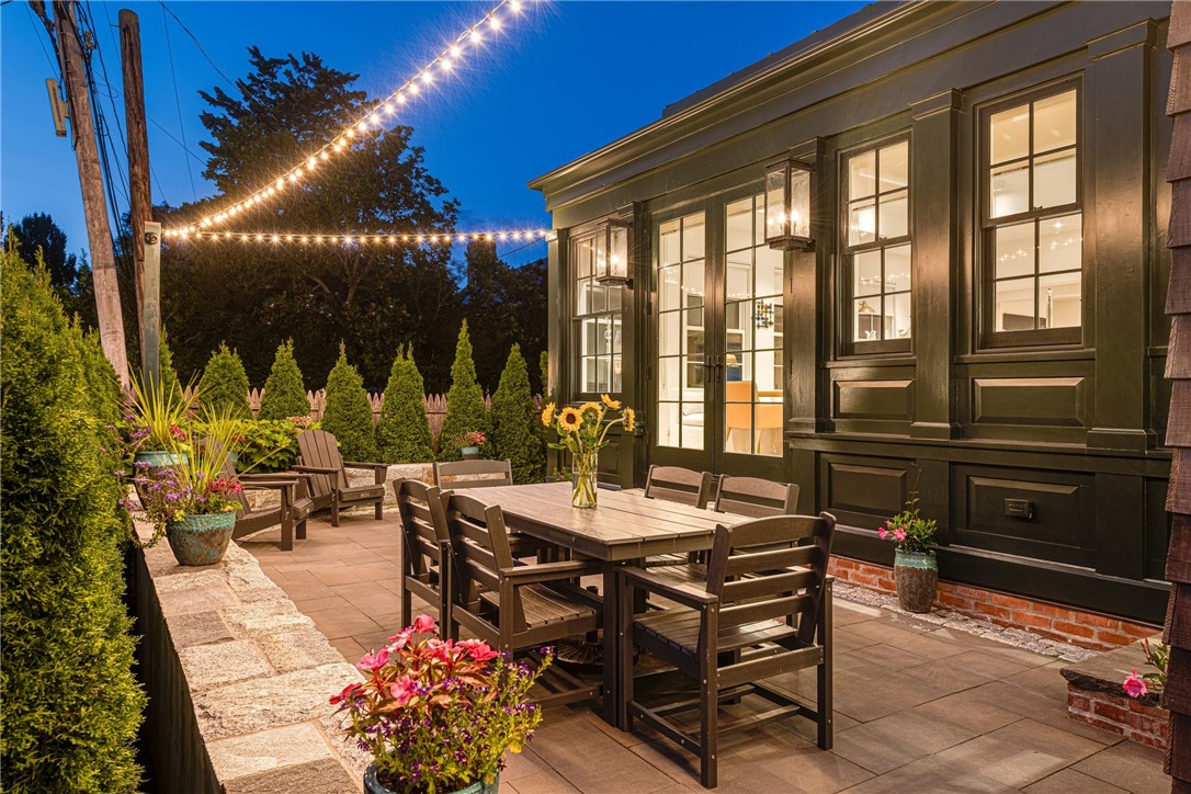 119 Spring Street Newport, RI 02840 - Photo 6 of 49 Gallery Image 6