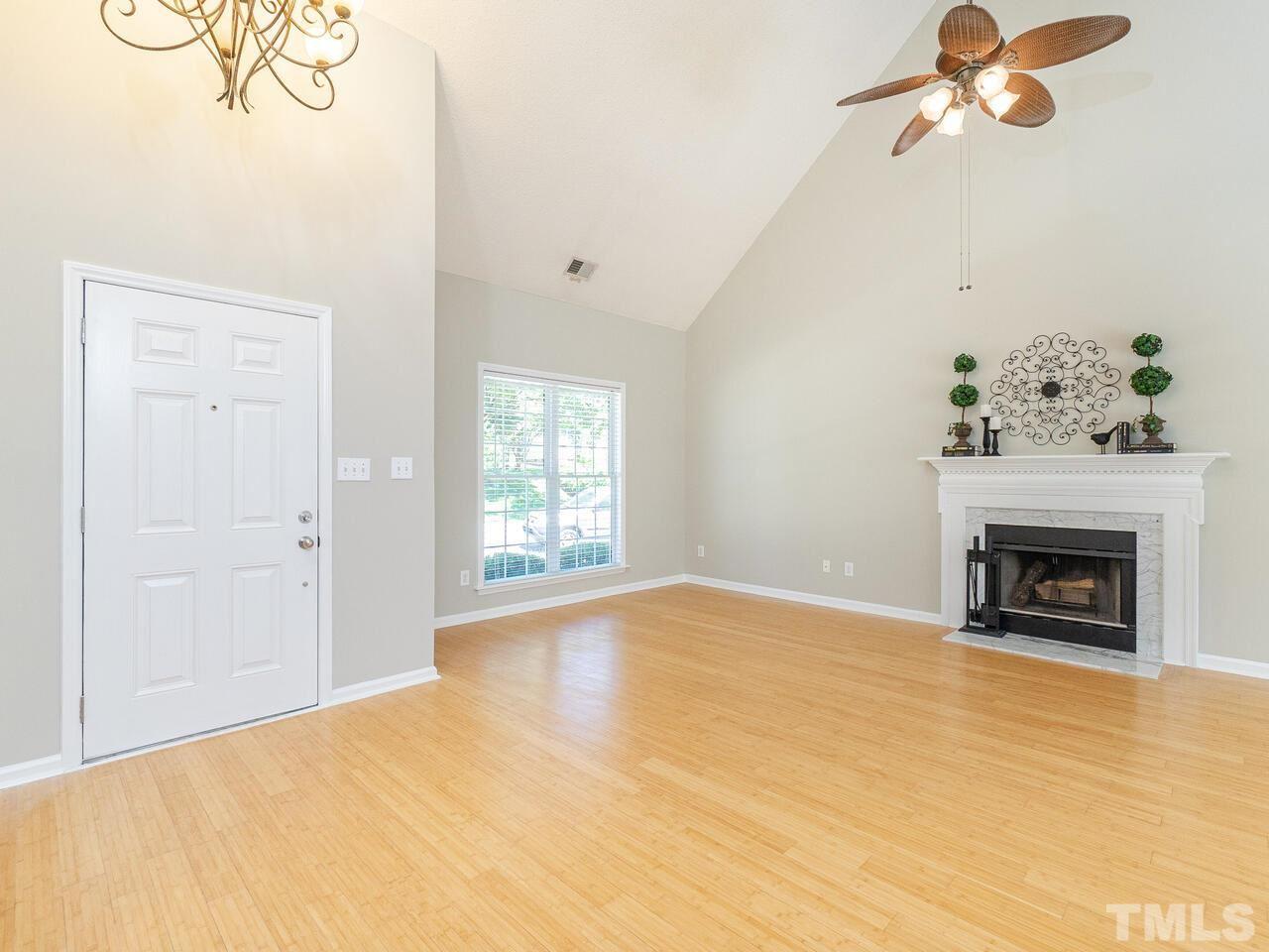 9405 Dawnshire Road Raleigh, NC 27615 - Photo 3 of 25