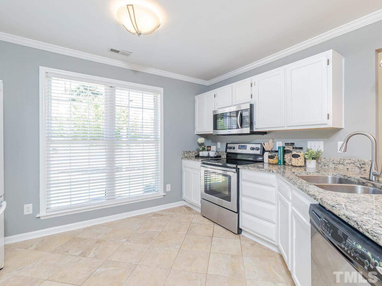 9405 Dawnshire Road Raleigh, NC 27615 - Photo 9 of 25