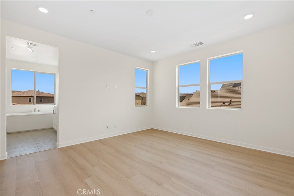 306 Chorus Irvine, CA 92618 - Photo 17 of 42