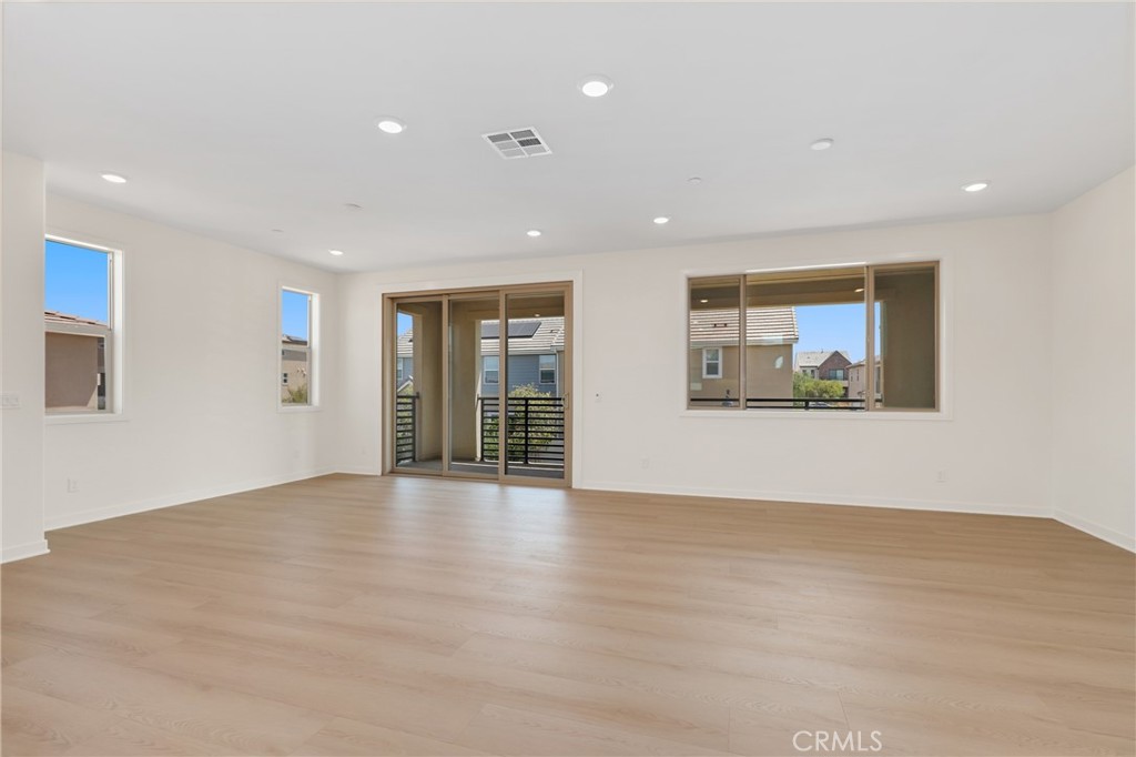 306 Chorus Irvine, CA 92618 - Photo 2 of 42