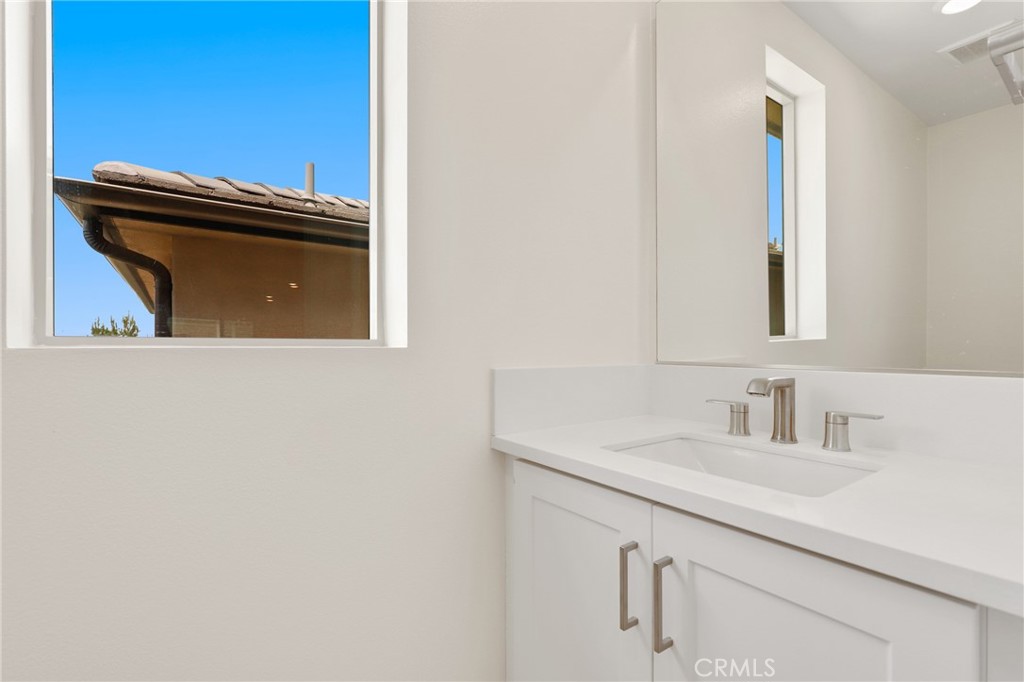 306 Chorus Irvine, CA 92618 - Photo 26 of 42