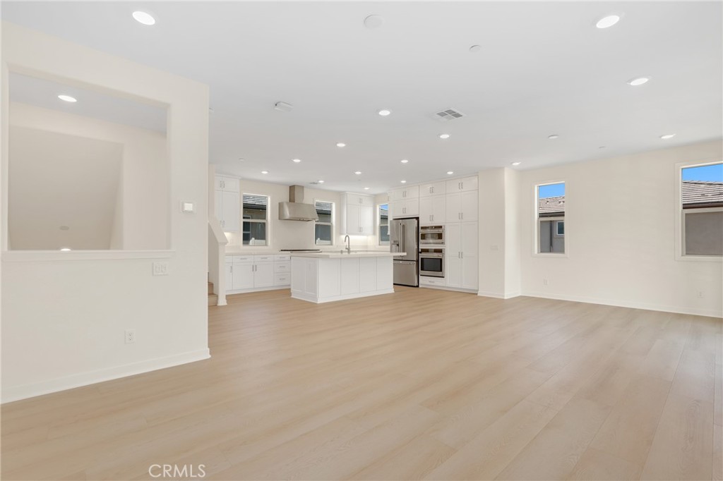 306 Chorus Irvine, CA 92618 - Photo 5 of 42