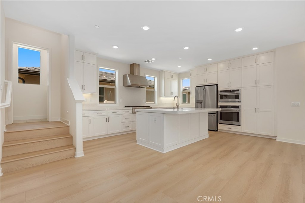 306 Chorus Irvine, CA 92618 - Photo 8 of 42