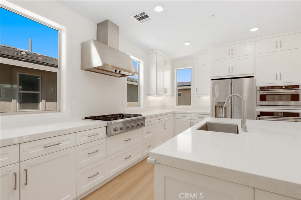 306 Chorus Irvine, CA 92618 - Photo 9 of 42