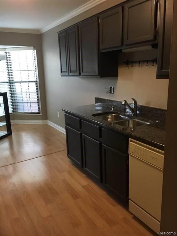 31230 Country Way, Unit 7 Farmington, MI 48331 - Photo 6 of 11