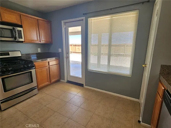$1,900 | 73432 Friendy Lane, Twentynine Palms, CA 92277