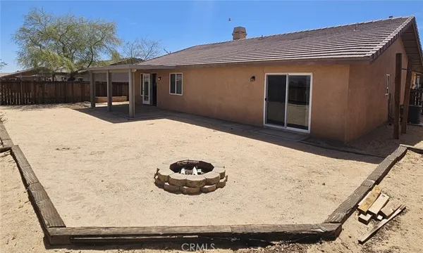 $1,900 | 73432 Friendy Lane, Twentynine Palms, CA 92277