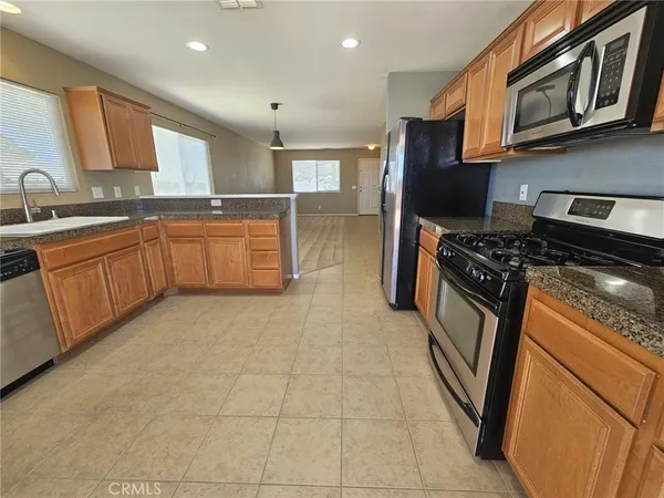 $1,900 | 73432 Friendy Lane, Twentynine Palms, CA 92277