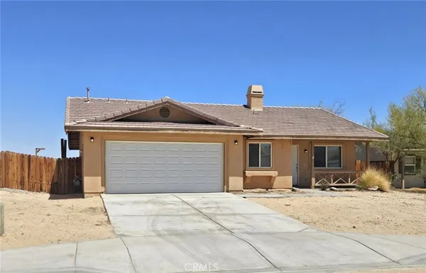 $1,900 | 73432 Friendy Lane, Twentynine Palms, CA 92277