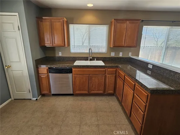 $1,900 | 73432 Friendy Lane, Twentynine Palms, CA 92277