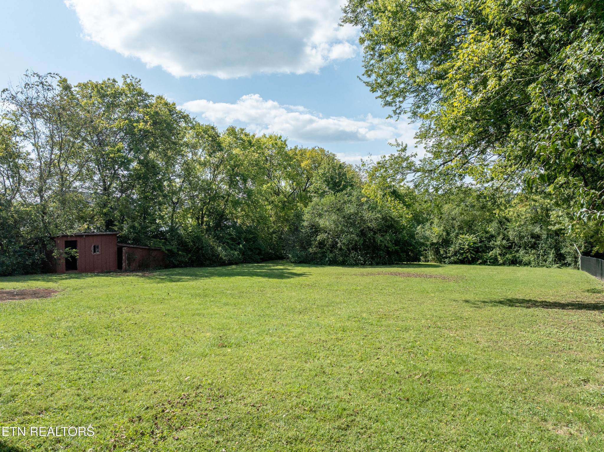 2117 Old Niles Ferry Road Maryville, TN 37803 - Photo 2 of 37