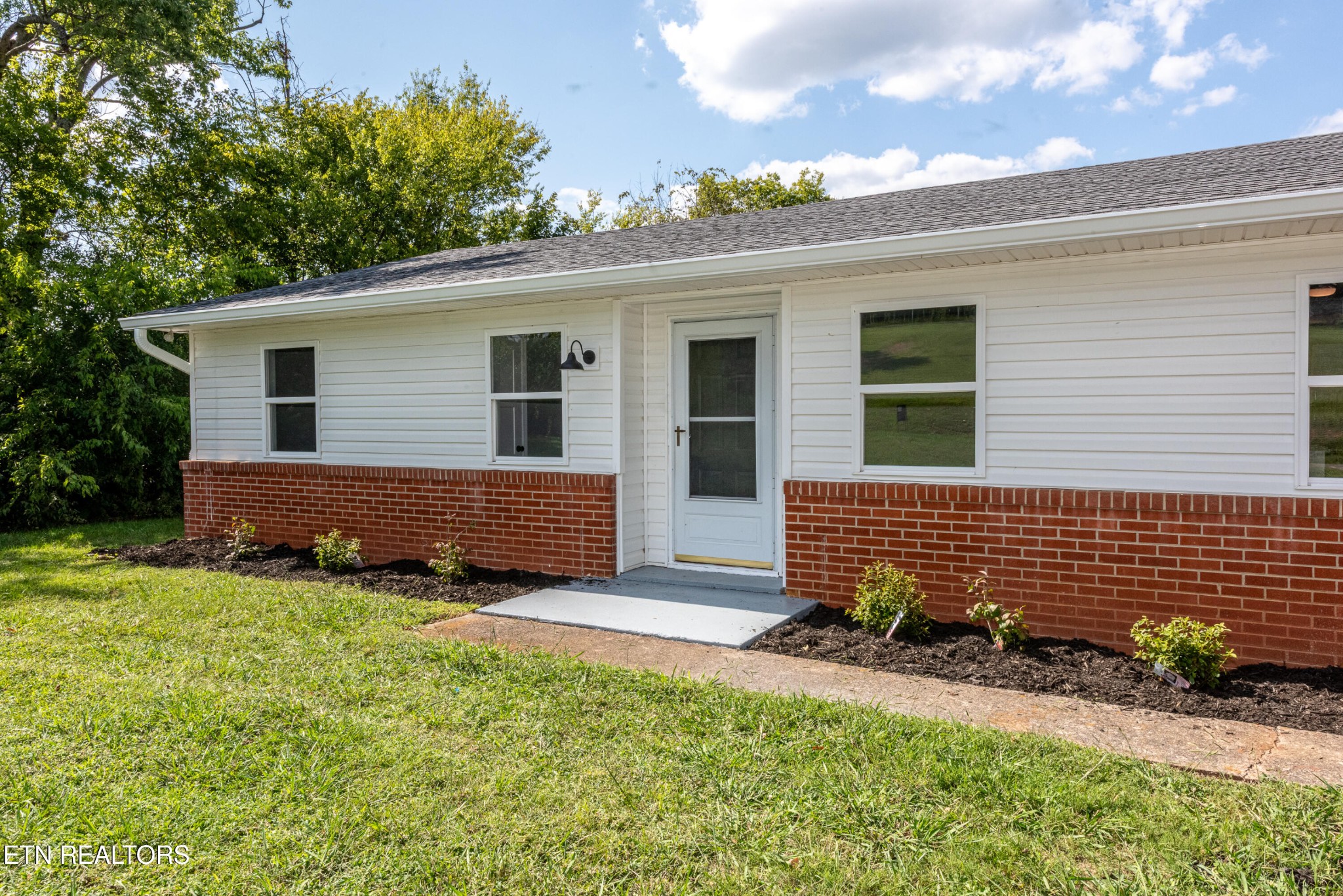 2117 Old Niles Ferry Road Maryville, TN 37803 - Photo 3 of 37