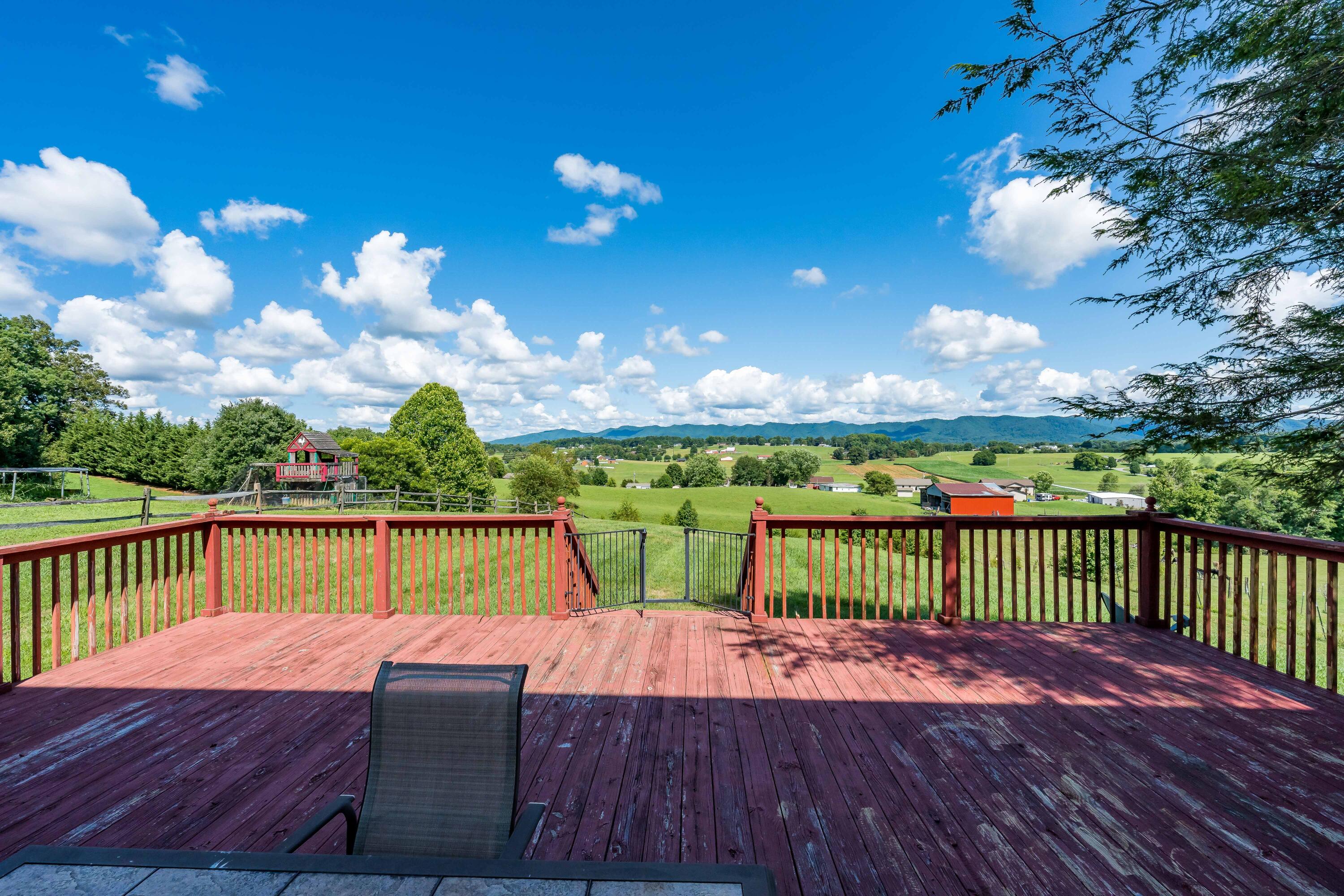 451 Ridgecrest Road Jonesborough, TN 37659 - Photo 17 of 50 451 Ridgecrest Dr (19 of 50)