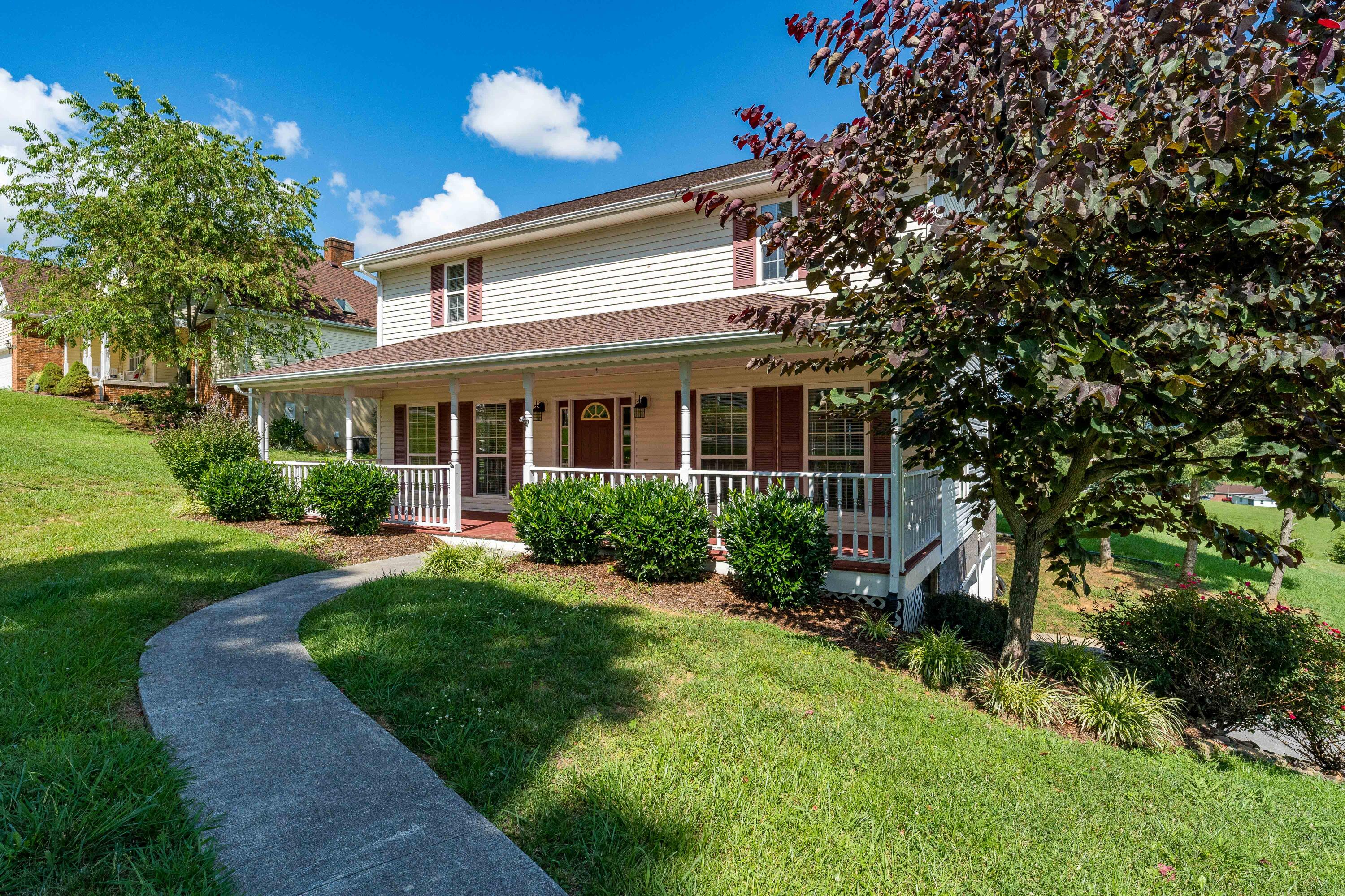 451 Ridgecrest Road Jonesborough, TN 37659 - Photo 3 of 50 451 Ridgecrest Dr (4 of 50)