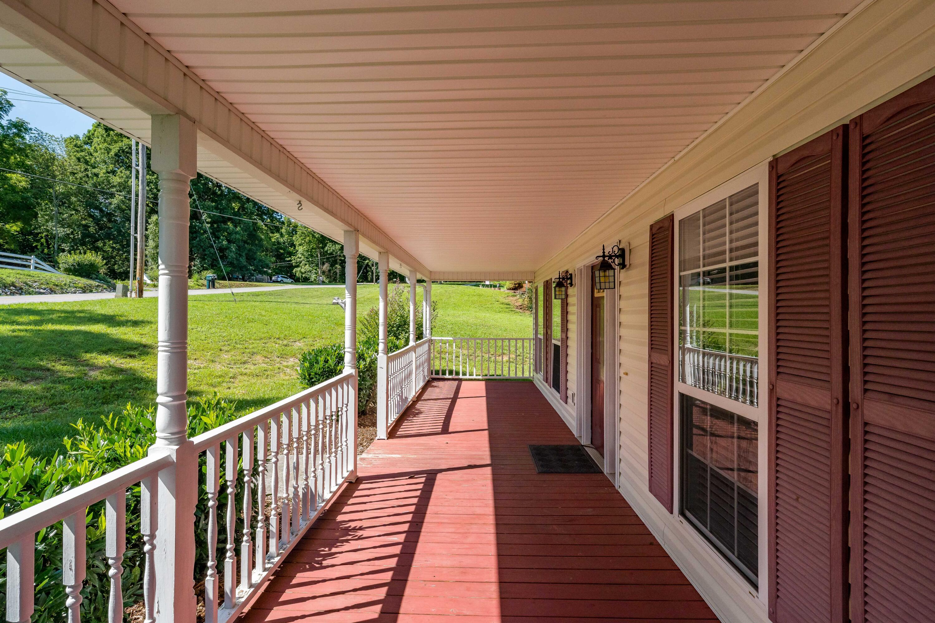 451 Ridgecrest Road Jonesborough, TN 37659 - Photo 8 of 50 451 Ridgecrest Dr (7 of 50)
