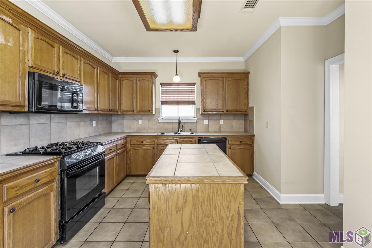 42182 Stone Ridge Avenue Prairieville, LA 70769 - Photo 9 of 23 Gallery Image 9
