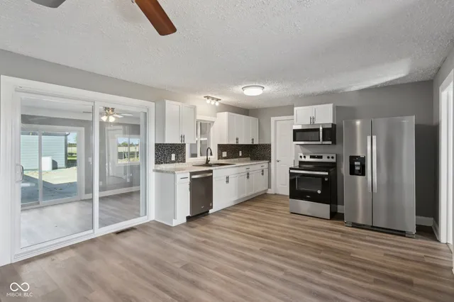 $769,900 | 732 West 700 North, Fortville, IN 46040