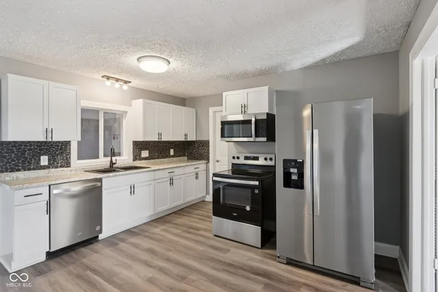 $769,900 | 732 West 700 North, Fortville, IN 46040