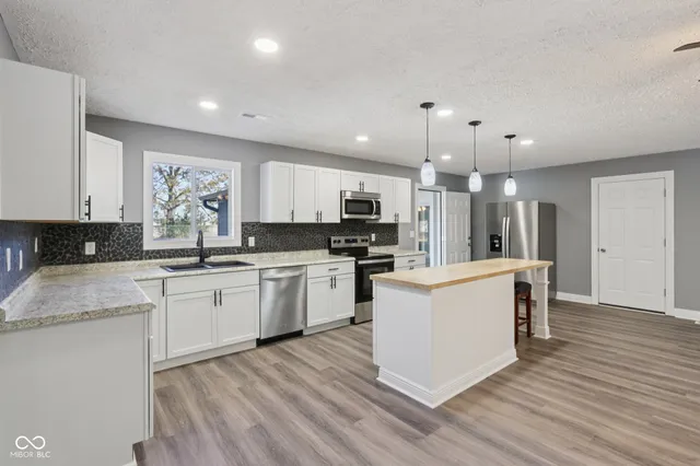 $769,900 | 732 West 700 North, Fortville, IN 46040