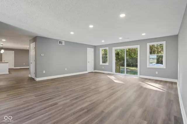 $769,900 | 732 West 700 North, Fortville, IN 46040