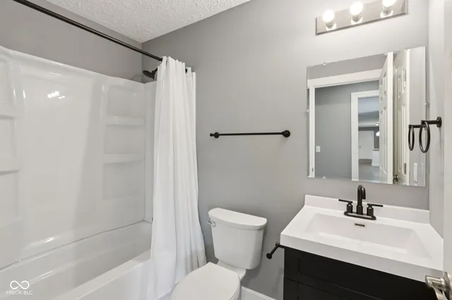 $769,900 | 732 West 700 North, Fortville, IN 46040