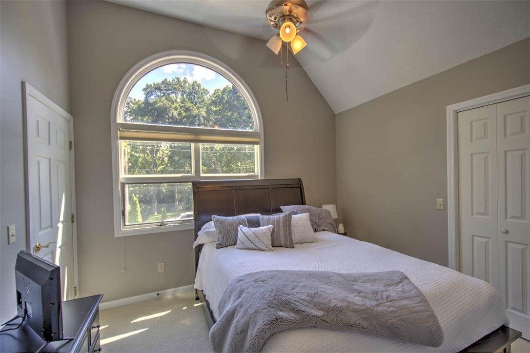 2237 Western Drive Decatur, IL 62521 - Photo 25 of 42 Gallery Image 25