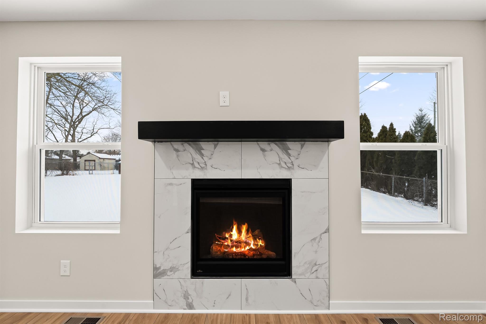 9805 Newburgh Road Livonia, MI 48150 - Photo 13 of 29 Gallery Image 13