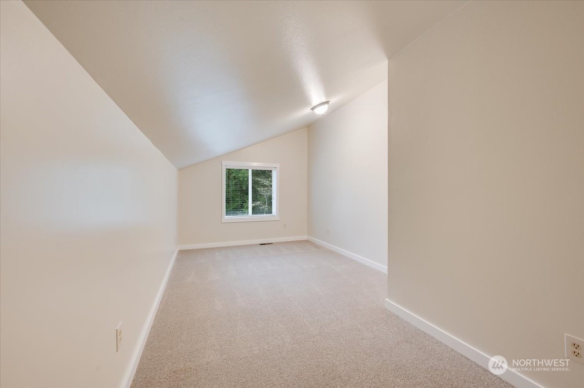 3534 South Woodland Drive Mount Vernon, WA 98274 - Photo 19 of 34