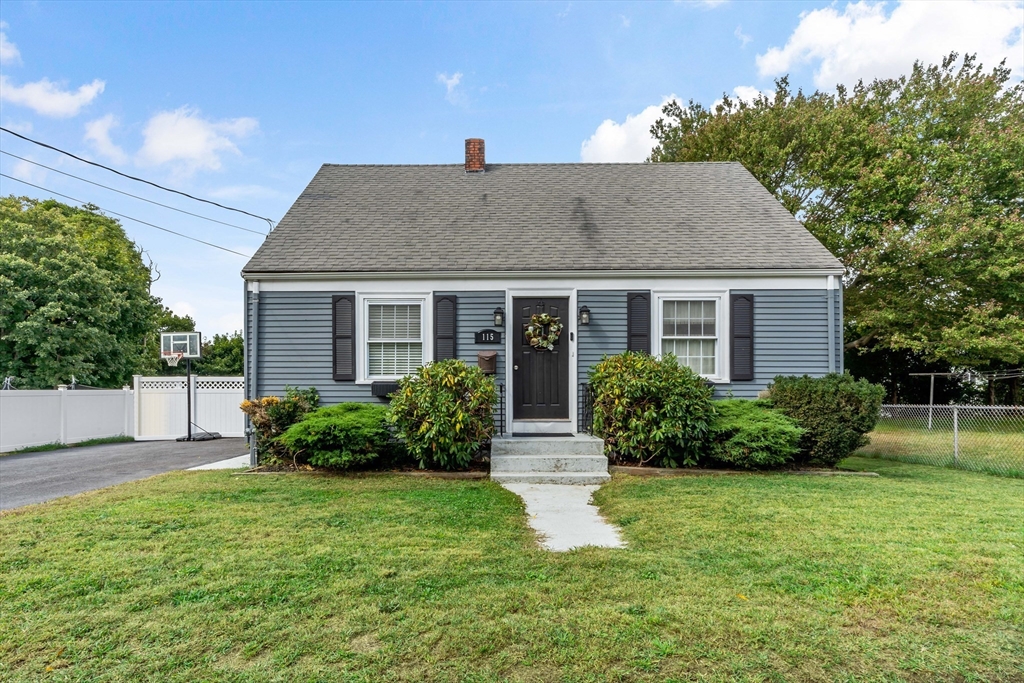 115 Sherman Road Somerset, MA 02726 - Photo 1 of 26 Gallery Image 1