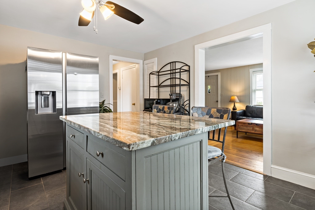 115 Sherman Road Somerset, MA 02726 - Photo 8 of 26 Gallery Image 8