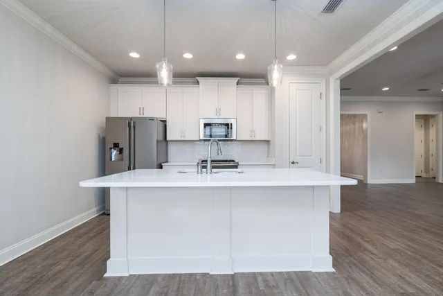 $3,300 | 718 Woods Drive, Niceville, FL 32578