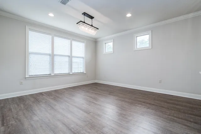 $3,300 | 718 Woods Drive, Niceville, FL 32578