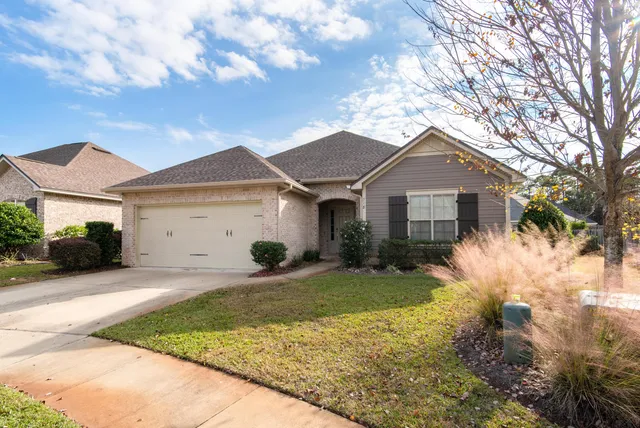 $3,300 | 718 Woods Drive, Niceville, FL 32578