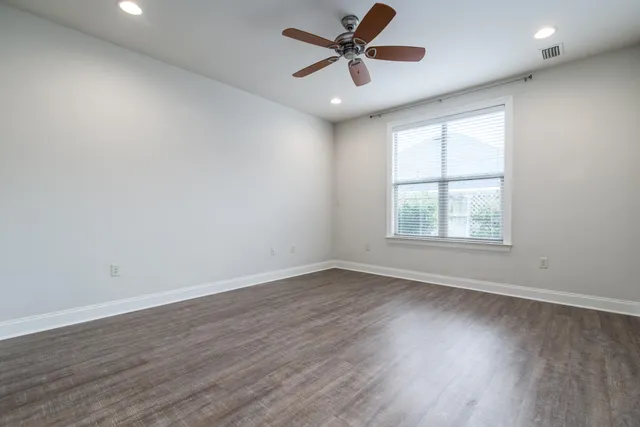 $3,300 | 718 Woods Drive, Niceville, FL 32578