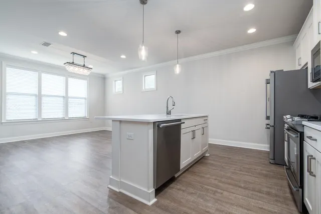 $3,300 | 718 Woods Drive, Niceville, FL 32578