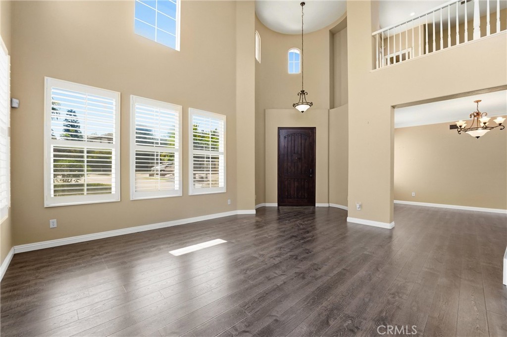 950 Manor Way Corona, CA 92882 - Photo 9 of 80