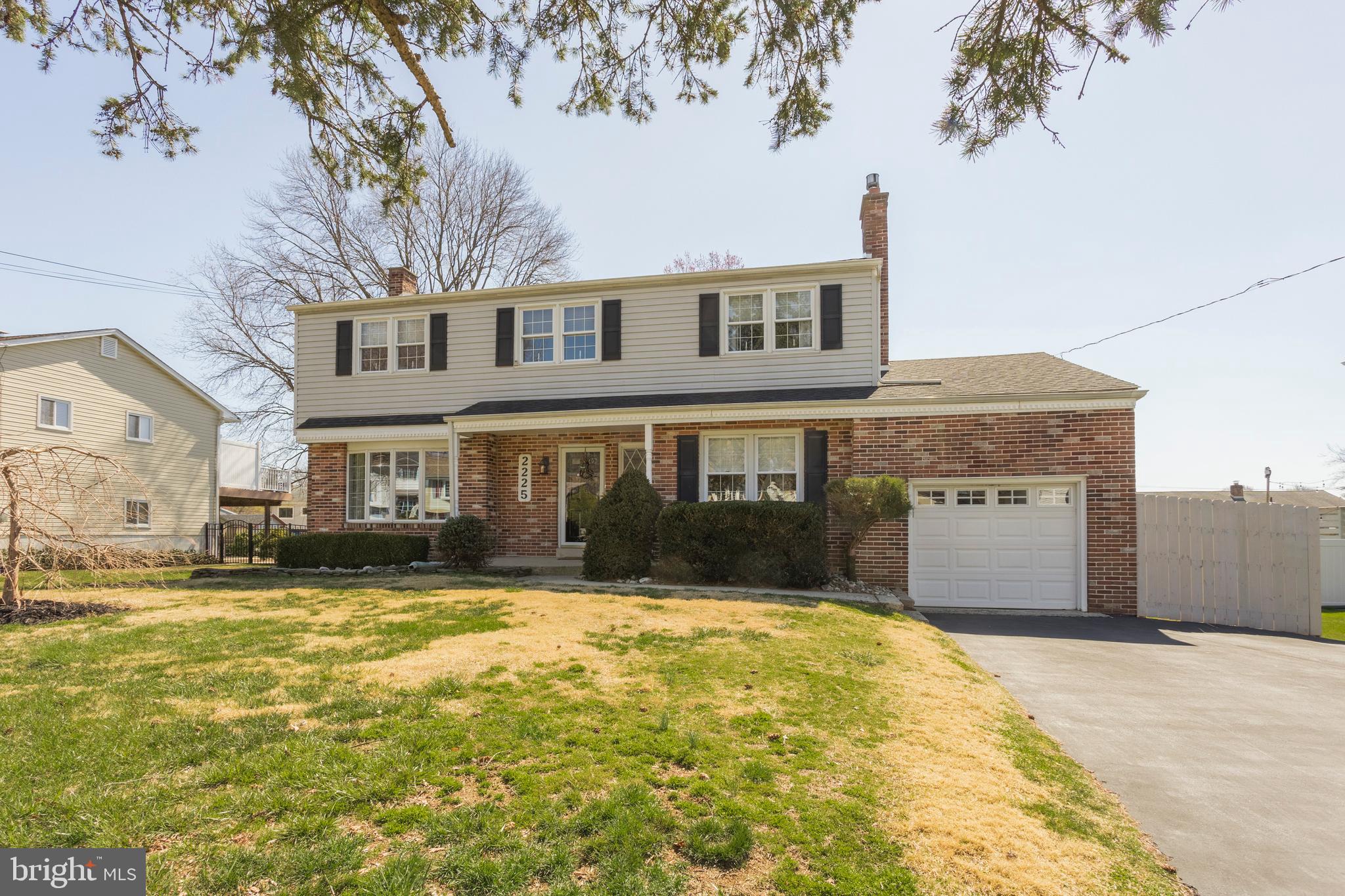 2225 Overlook Drive Aston, PA 19014 - Photo 1 of 25