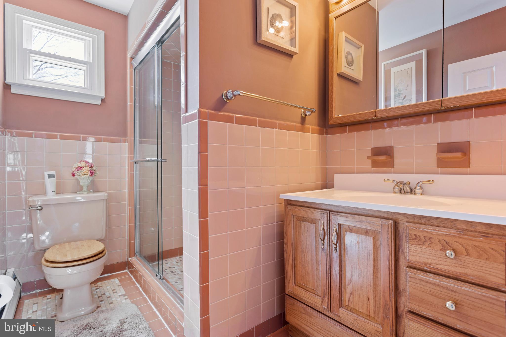 2225 Overlook Drive Aston, PA 19014 - Photo 14 of 25